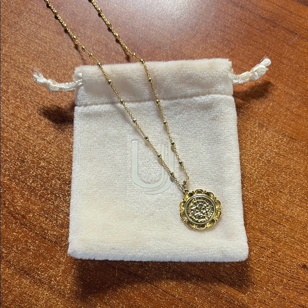 Uncommon James Gold Filigree Necklace